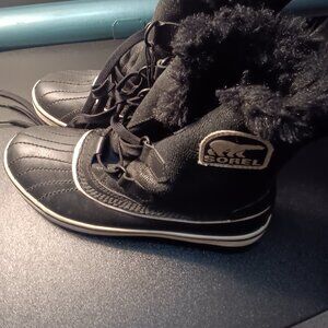 SOREL WATERPROOF ANKLE BOOTS BLACK LACE UP FAUX FUR LINING NEVER WORN SIZE 7